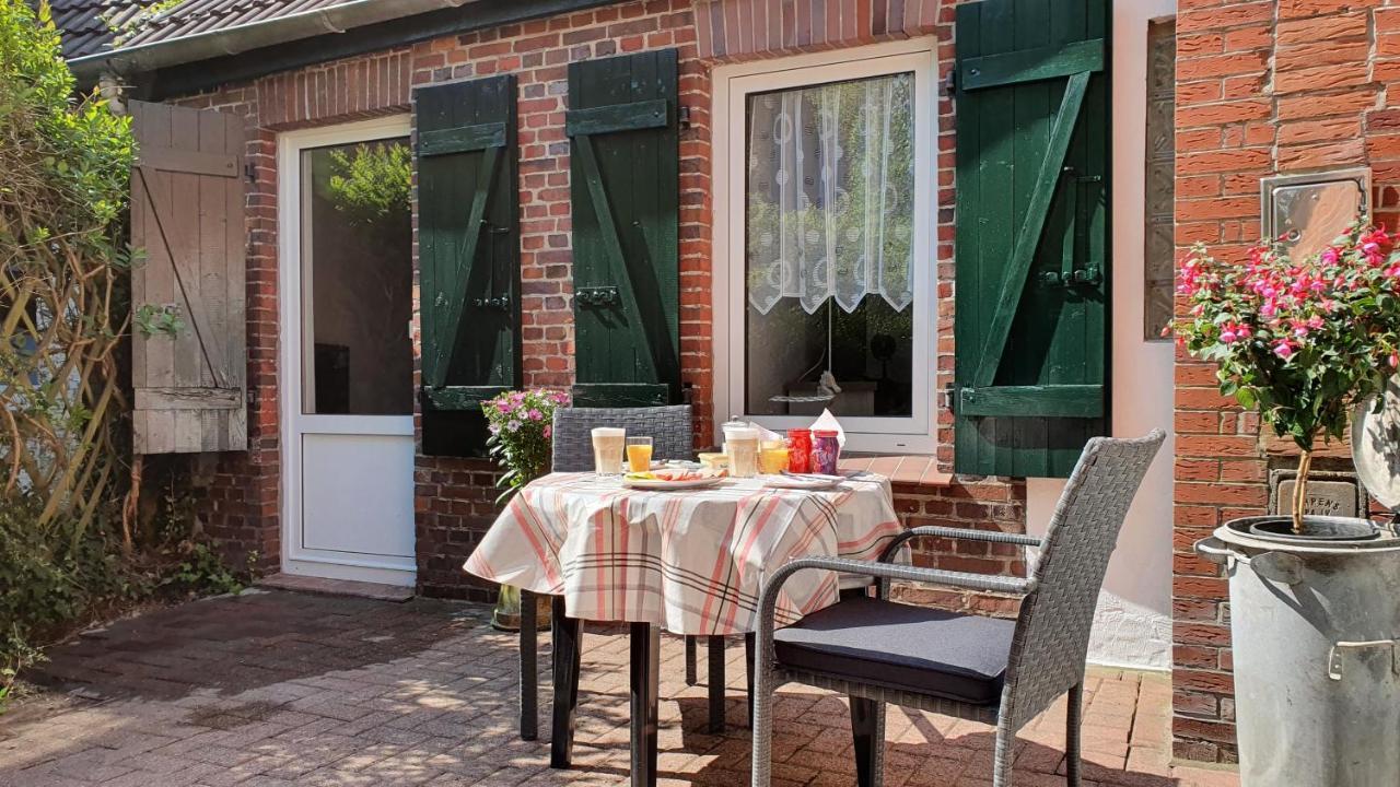 Fewo-Butze 2 Mit Terrasse Dornumersiel Kültér fotó